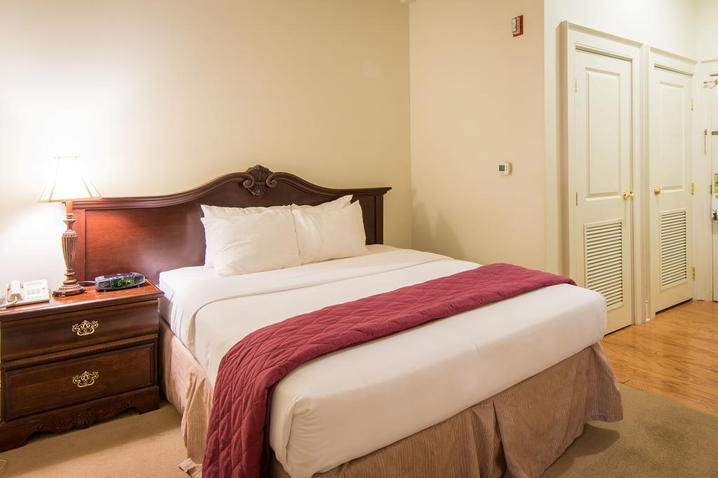 Fort Harrison State Park Inn Indianapolis Exterior photo